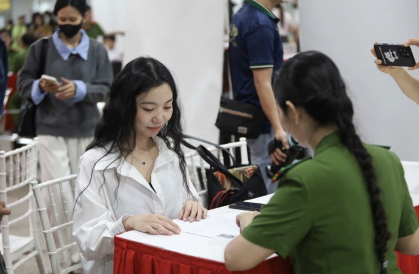 Công an TP HCM hướng dẫn người dân cách xử lý trước mã độc- Ảnh 1. Công an TP HCM hướng dẫn người dân cách xử lý trước mã độc- Ảnh 1.