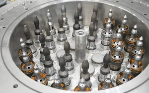 Chiếc turbine cần mẫn chạy dưới chân sóng - Ảnh 3.