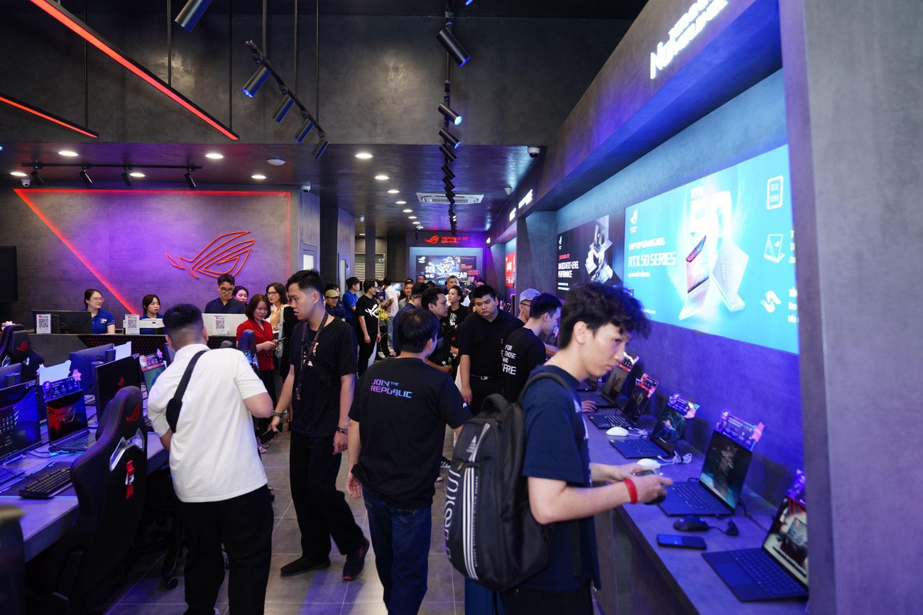 Chính thức khai trương ROG Exclusive Store: An Phát Computer “bắt tay” ASUS tạo nên dấu ấn mới- Ảnh 4. Chính thức khai trương ROG Exclusive Store: An Phát Computer “bắt tay” ASUS tạo nên dấu ấn mới- Ảnh 4.