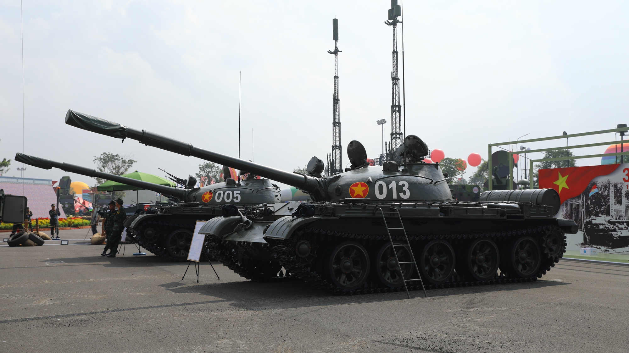 "Bảo bối" UAV đa năng ra mắt tại công trình kỷ lục Việt Nam: Vận tốc tối đa 200km/h, có thể mang cả tên lửa- Ảnh 1. "Bảo bối" UAV đa năng ra mắt tại công trình kỷ lục Việt Nam: Vận tốc tối đa 200km/h, có thể mang cả tên lửa- Ảnh 1.