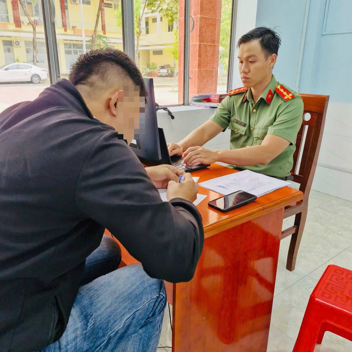 Một TikToker có 189.000 lượt theo dõi bị công an mời làm việc- Ảnh 2.