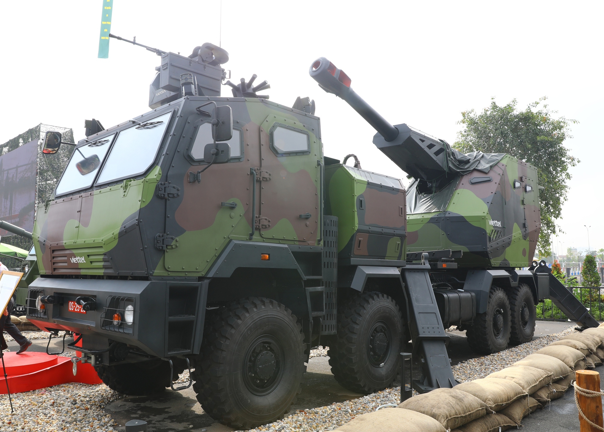 Lộ diện khí tài quân sự "bí ẩn" tại công trình top 10 thế giới: Là pháo mặt đất hạng nặng "made by Vietnam"- Ảnh 3.