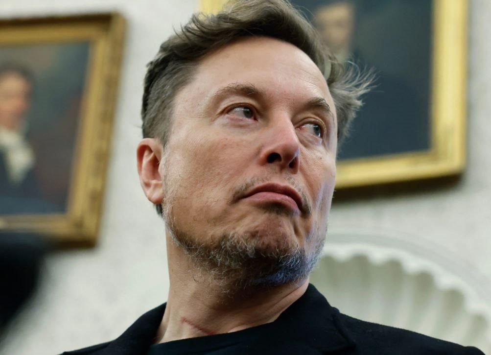 Elon Musk sắp kiện Apple: Chuyện gì đang xảy ra?- Ảnh 2. Elon Musk sắp kiện Apple: Chuyện gì đang xảy ra?- Ảnh 2.