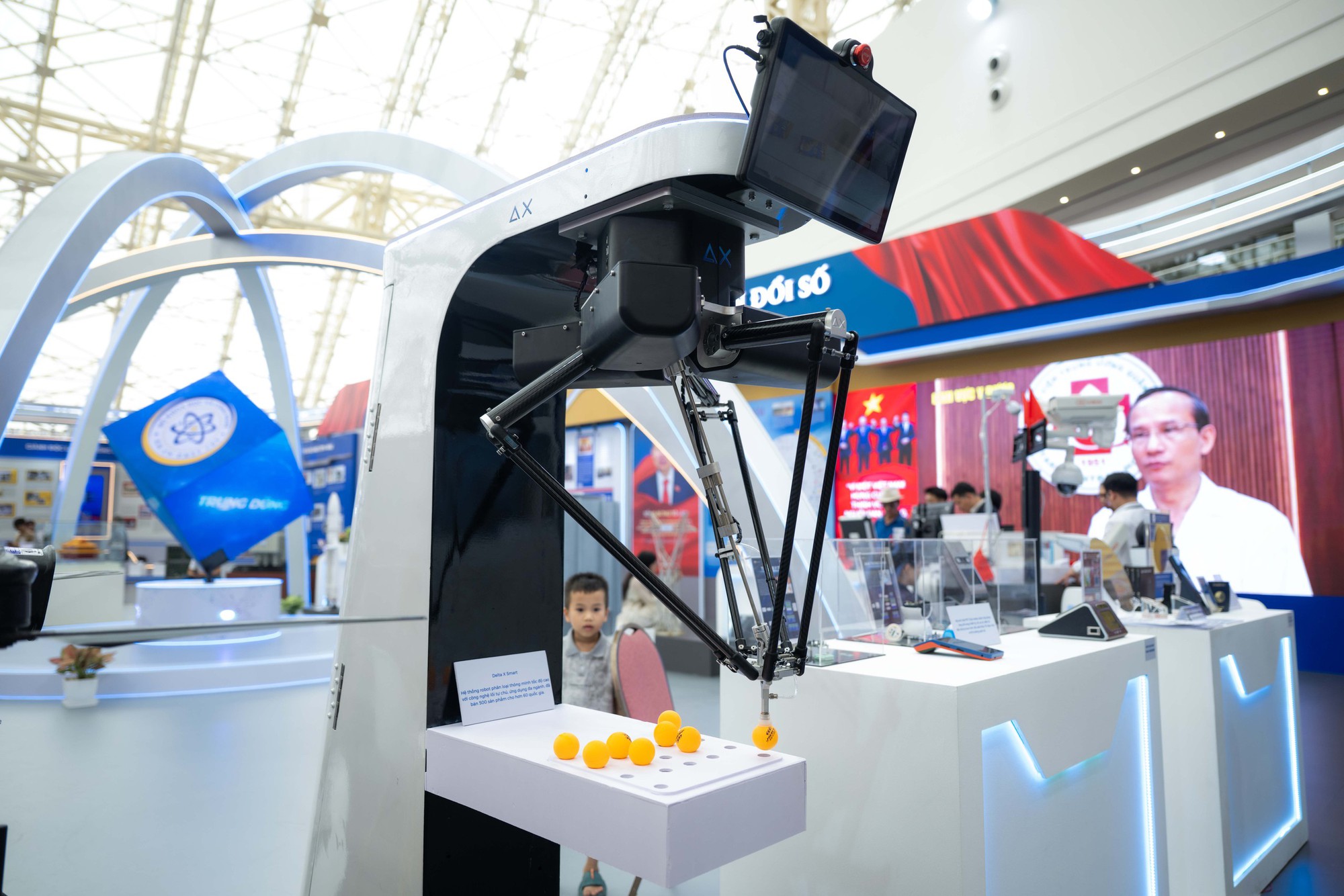 CLIP: Robot CLIP: Robot