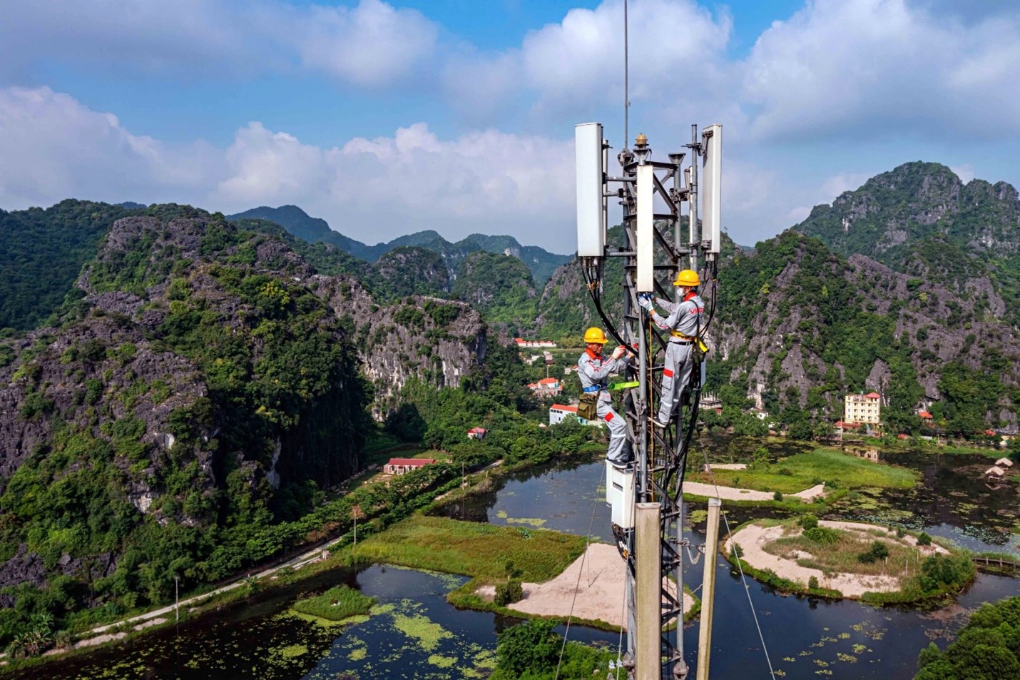 Vì sao Viettel ‘vượt mặt’ nhiều ‘ông lớn’ quốc tế, lọt Top 3 Mạng di động nhanh nhất thế giới?- Ảnh 2. Vì sao Viettel ‘vượt mặt’ nhiều ‘ông lớn’ quốc tế, lọt Top 3 Mạng di động nhanh nhất thế giới?- Ảnh 2.