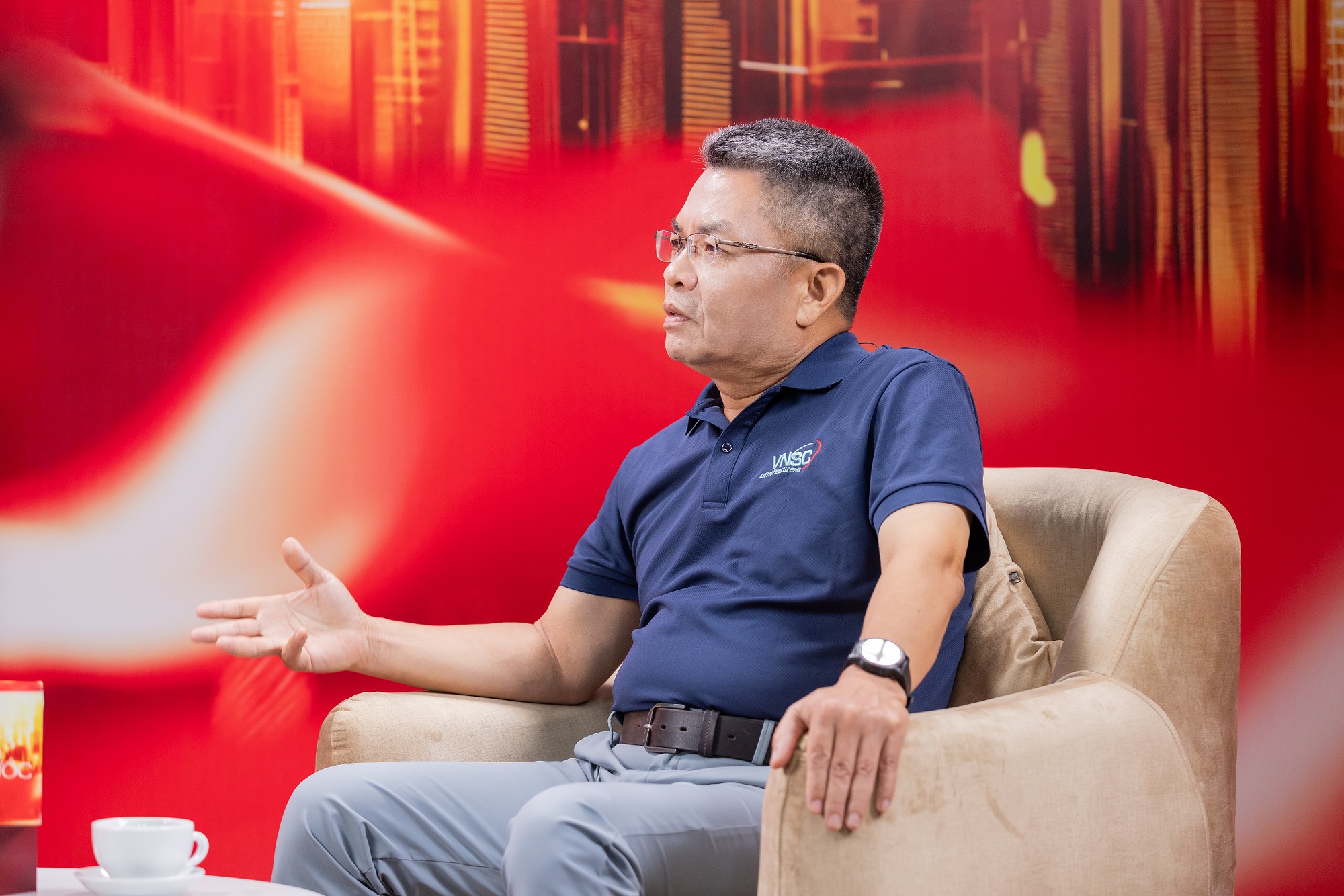 Vươn tới quỹ đạo không gian vũ trụ: Khát vọng làm chủ bầu trời Việt Nam- Ảnh 3. Vươn tới quỹ đạo không gian vũ trụ: Khát vọng làm chủ bầu trời Việt Nam- Ảnh 3.