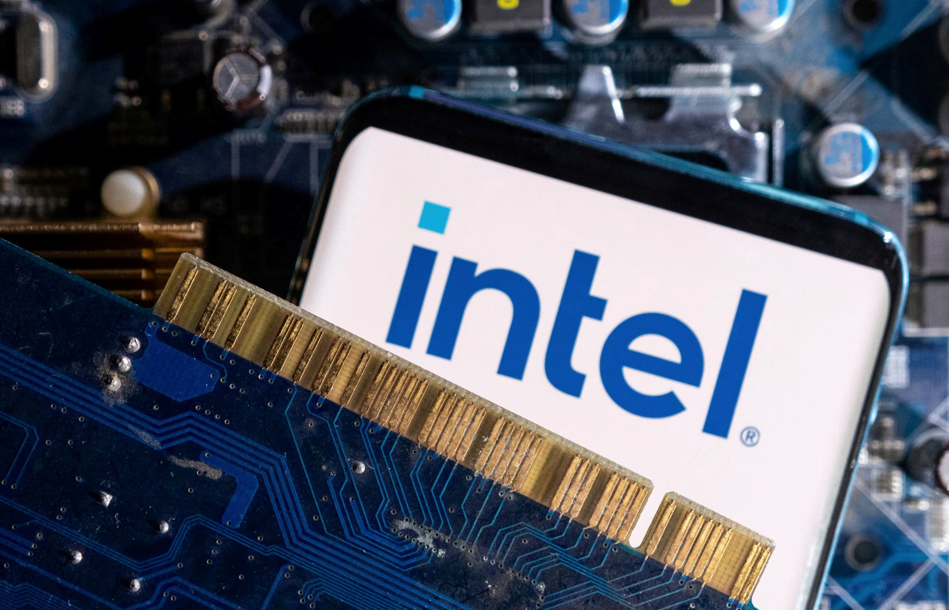 Chính phủ Mỹ muốn mua lại cổ phần Intel- Ảnh 1. Chính phủ Mỹ muốn mua lại cổ phần Intel- Ảnh 1.