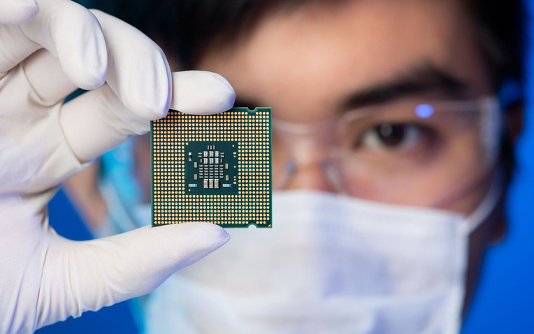 Nhìn từ con chip Căn cước 20 năm không lạc hậu, đây là những "mỏ vàng" của ngành bán dẫn Việt Nam- Ảnh 1. Nhìn từ con chip Căn cước 20 năm không lạc hậu, đây là những "mỏ vàng" của ngành bán dẫn Việt Nam- Ảnh 1.