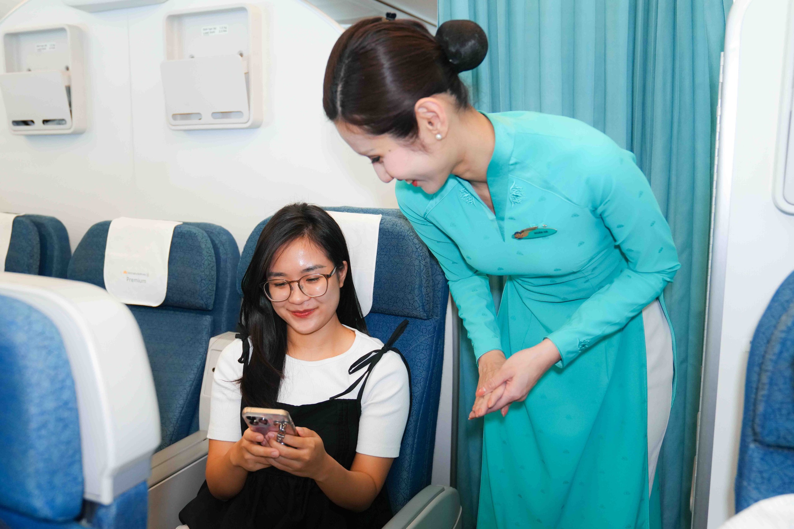 Hành khách đã có thể lướt Internet khi đang bay- Ảnh 3. Hành khách đã có thể lướt Internet khi đang bay- Ảnh 3.