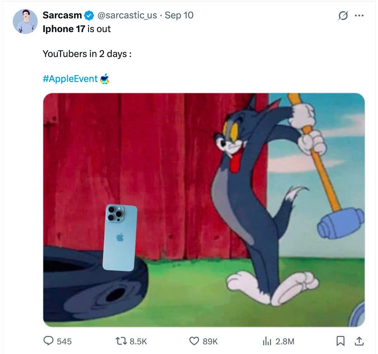 1-175756335176382683358 Cộng đồng mạng rần rần chế ảnh hài hước "cười ra nước mắt" của iPhone 17 - Ảnh 1.