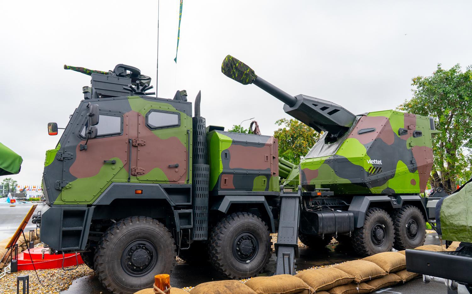 Tập đoàn Viettel có thêm 2 Phó Tổng Giám đốc- Ảnh 4.