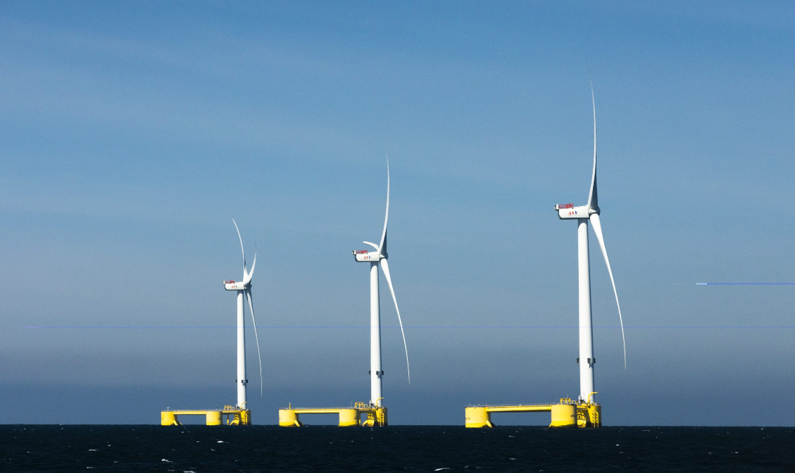 Vượt qua sóng dữ cao tới 20 mét, turbine điện gió nổi cần mẫn tạo ra 1 tỷ kWh điện - Ảnh 1.