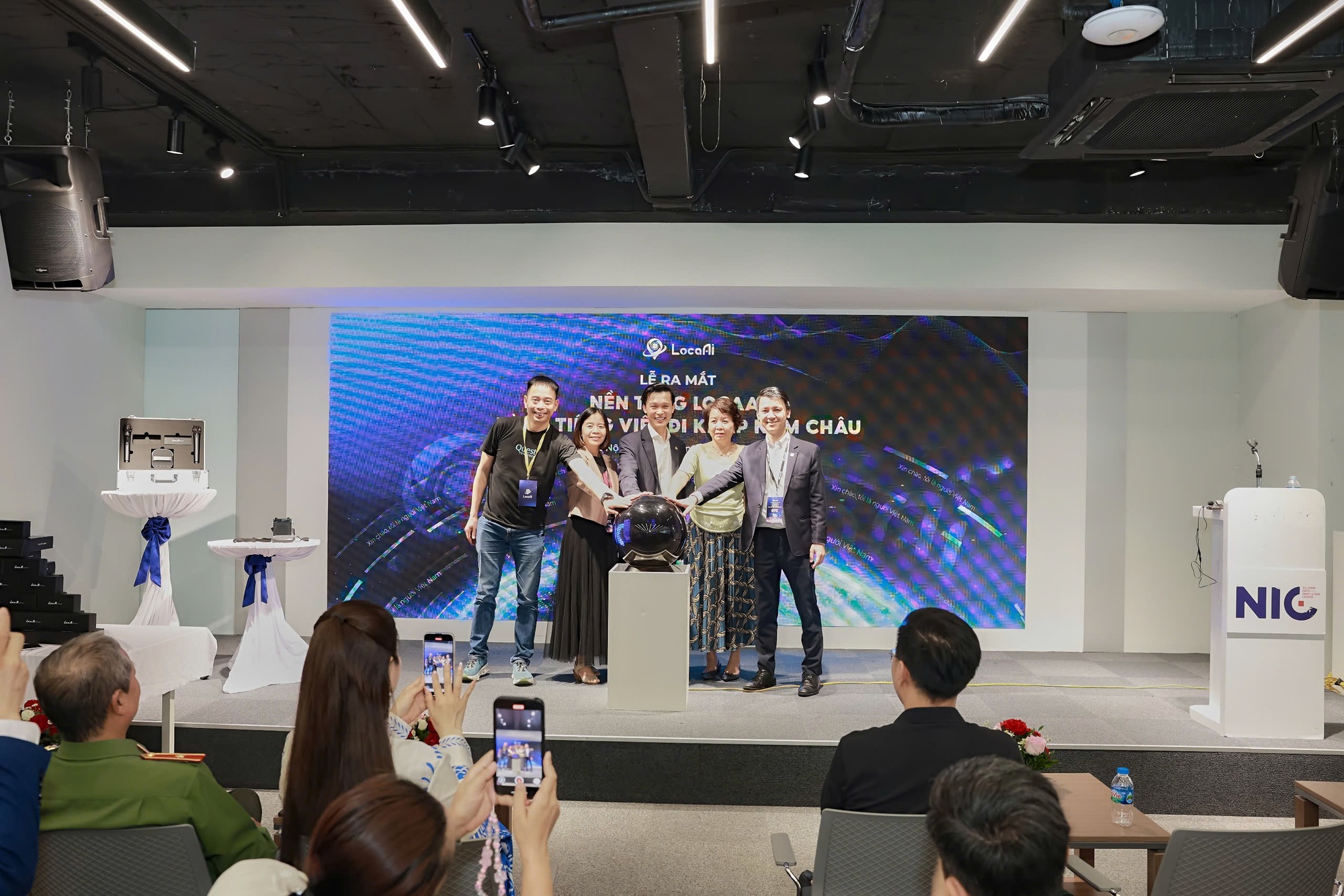 “Thế chân vạc” của ba nền tảng AI "make in Vietnam": Loca AI đối đầu Cake by VPBank và MXH AI Hay- Ảnh 7.