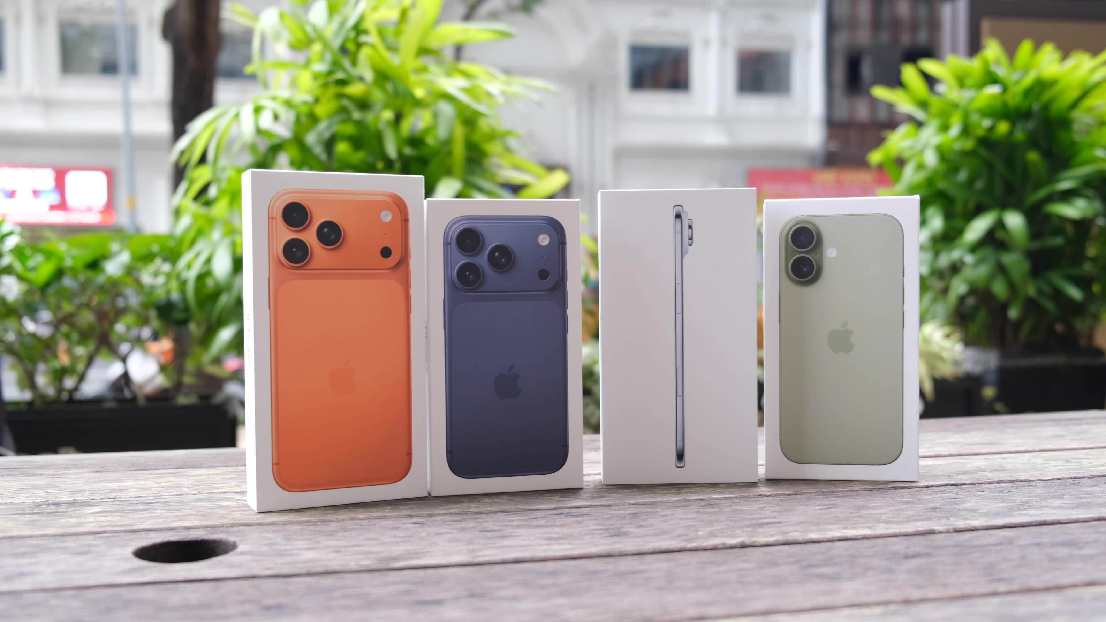 Mở hộp iPhone Air và iPhone 17