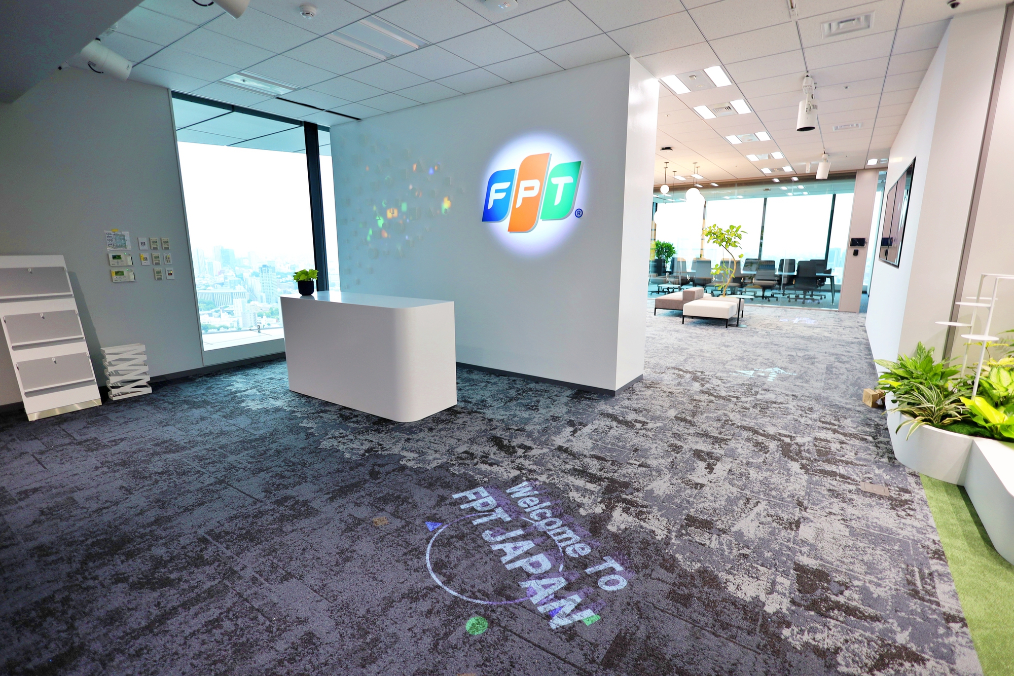 FPT lập liên doanh với "ông lớn" Nhật Bản, nhắm đến lĩnh vực ô tô thông minh- Ảnh 2.