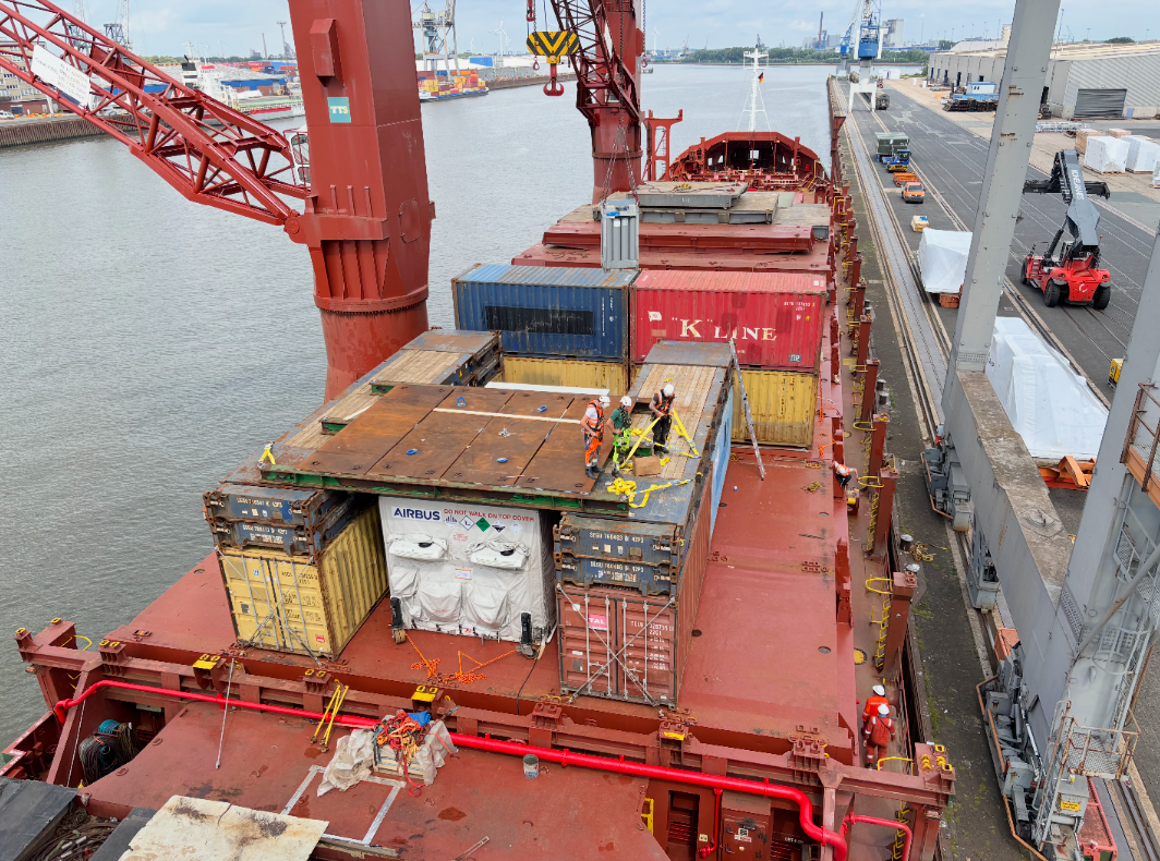 “Thần hộ vệ” mới cho tàu thuyền trên biển khơi mênh mông- Ảnh 2.