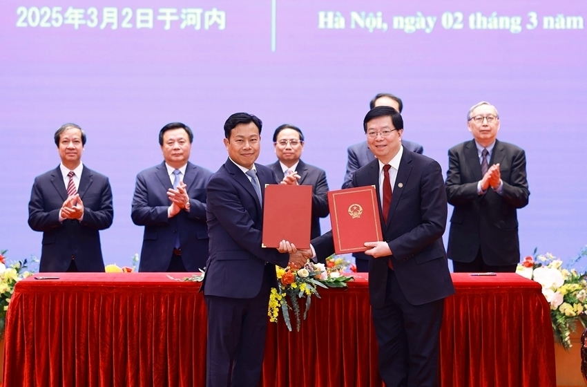 Giáo sư Đại học Thanh Hoa tham gia dẫn dắt phát triển lĩnh vực AI tại Việt Nam- Ảnh 2.