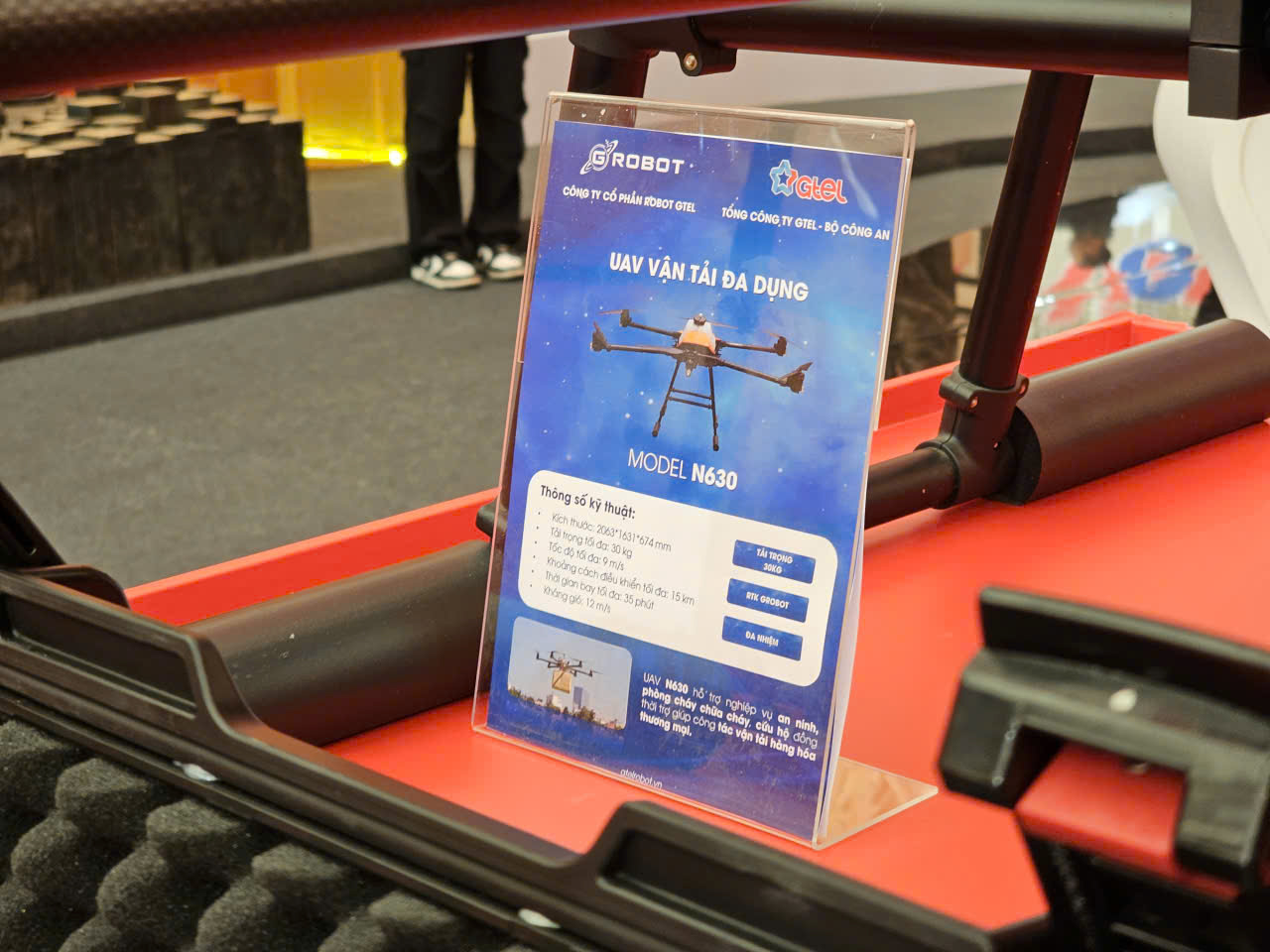 z696676452733185895b695c00f2a4c43a462aebc2e4dc-17567172786201703786401 Khám phá hàng loạt UAV 'make in Viet Nam' lần đầu trình làng tại triển lãm lớn nhất lịch sử - Ảnh 11.
