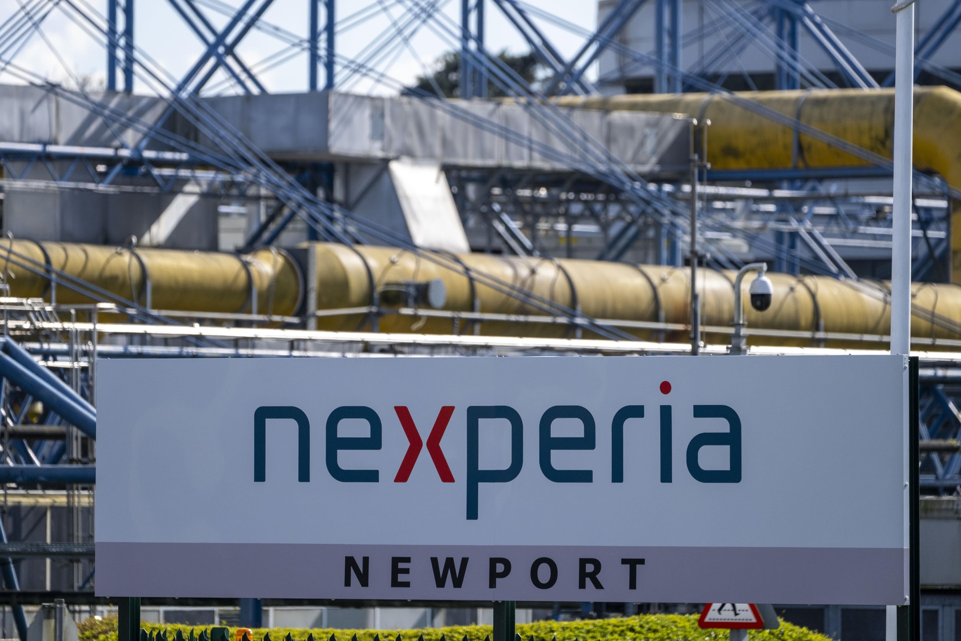 Nước châu Âu bất ngờ “tịch thu” công ty chip Trung Quốc sau khi Bắc Kinh ban hành các biện pháp hạn chế ngành bán dẫn- Ảnh 1.