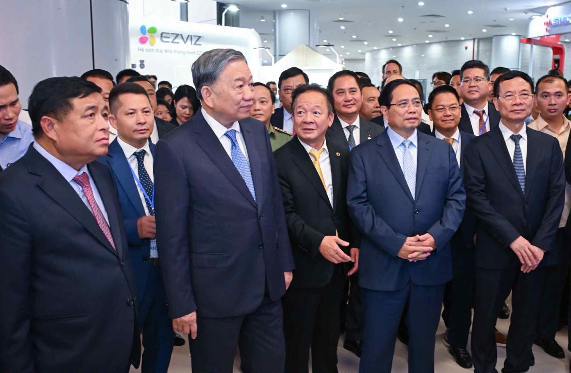 Thủ tướng: "Không nói không, không nói khó, không nói có mà không làm" trong phát triển, đổi mới sáng tạo- Ảnh 2. Thủ tướng: "Không nói không, không nói khó, không nói có mà không làm" trong phát triển, đổi mới sáng tạo- Ảnh 2.