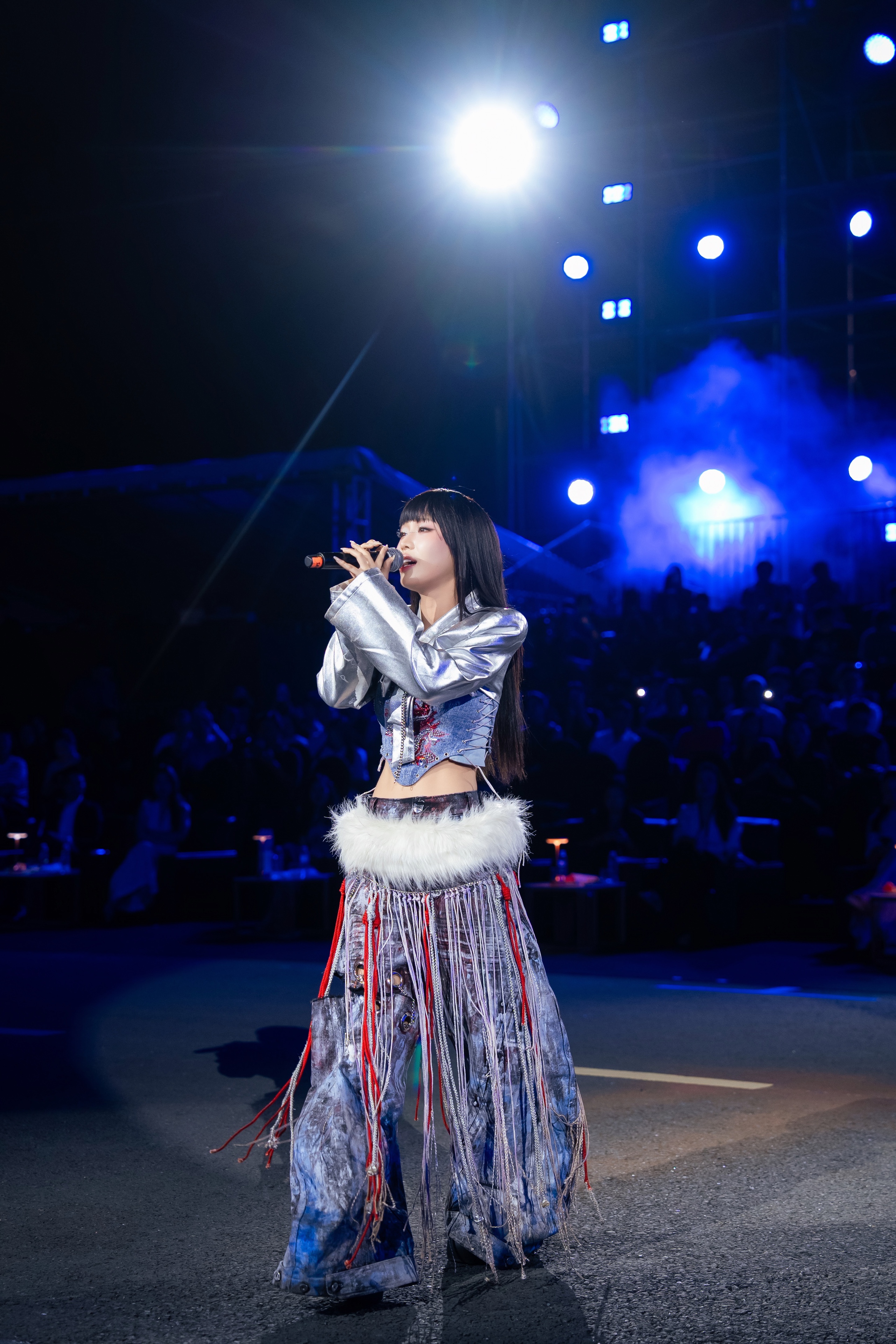 Những khoảnh khắc ấn tượng tại lễ trao giải Better Choice Awards 2025: Bữa tiệc thị giác đầy màu sắc của nghệ thuật và công nghệ- Ảnh 3. Những khoảnh khắc ấn tượng tại lễ trao giải Better Choice Awards 2025: Bữa tiệc thị giác đầy màu sắc của nghệ thuật và công nghệ- Ảnh 3.