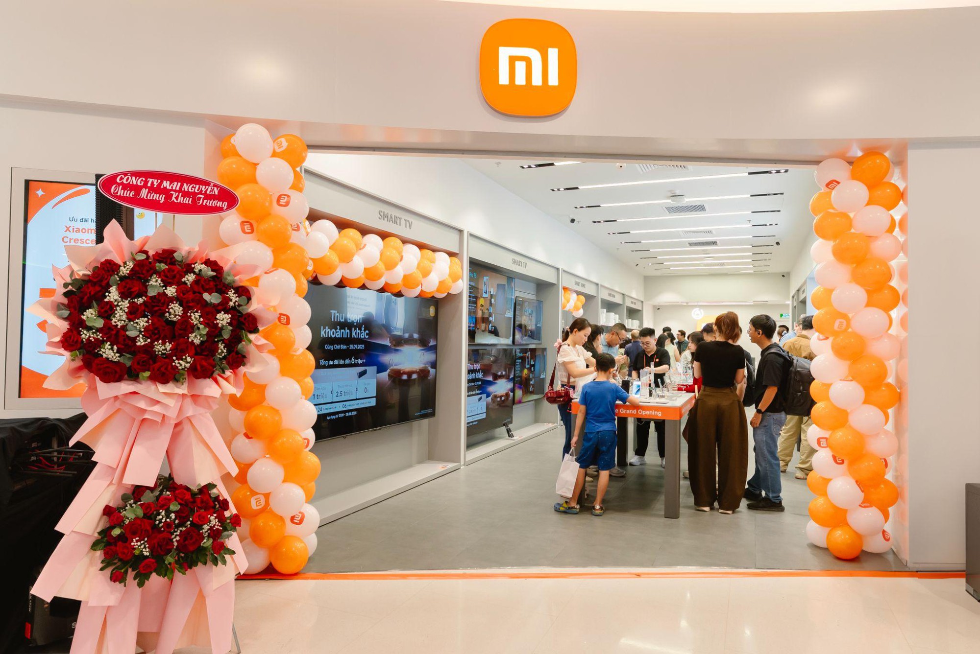 Đẳng cấp trải nghiệm hệ sinh thái công nghệ của Xiaomi Store- Ảnh 1.