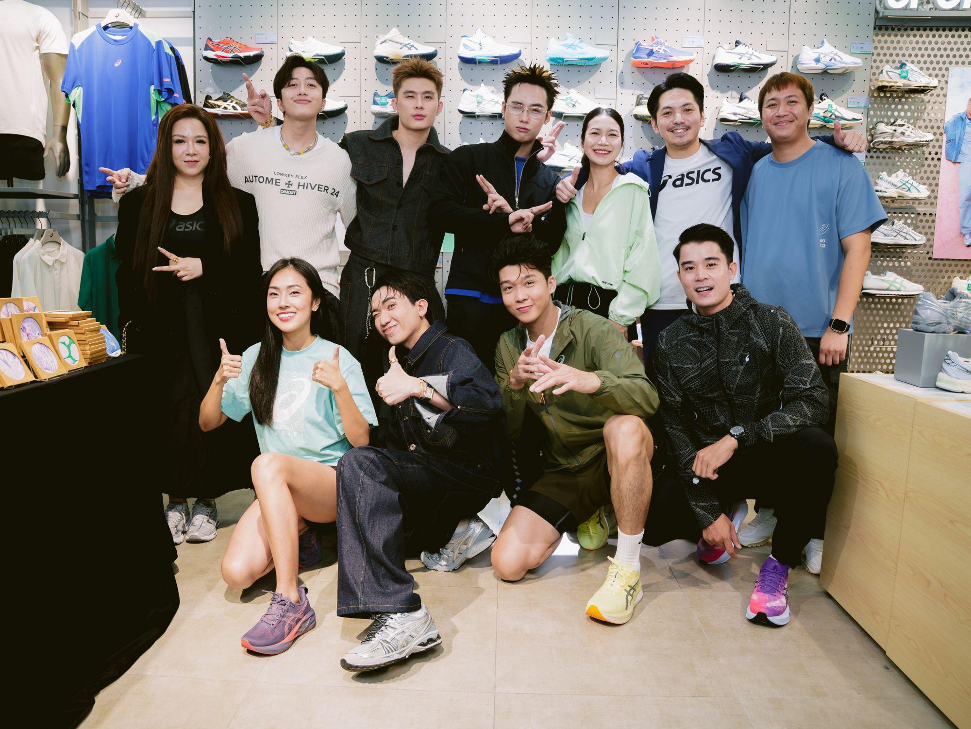 “Sound Mind, Sound Body” – ASICS Vietnam khai mở không gian trải nghiệm mới ngay giữa “Trái tim TP Hồ Chí Minh”- Ảnh 2. “Sound Mind, Sound Body” – ASICS Vietnam khai mở không gian trải nghiệm mới ngay giữa “Trái tim TP Hồ Chí Minh”- Ảnh 2.