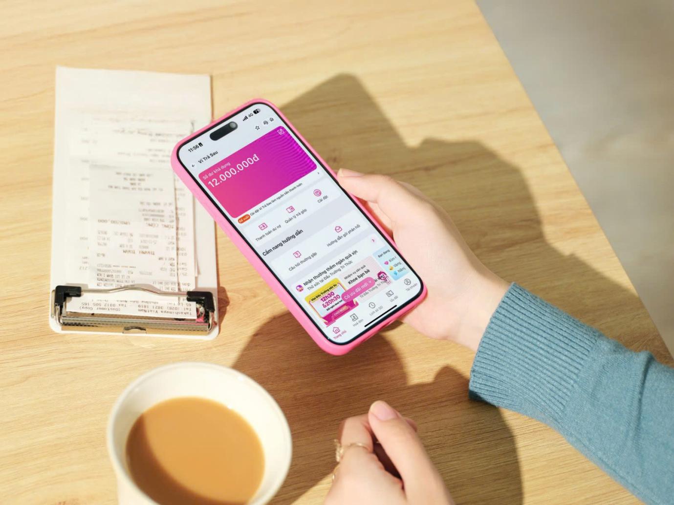 Ba phút mở hạn mức – Ngân hàng cùng fintech mở rộng trải nghiệm tài chính- Ảnh 2.