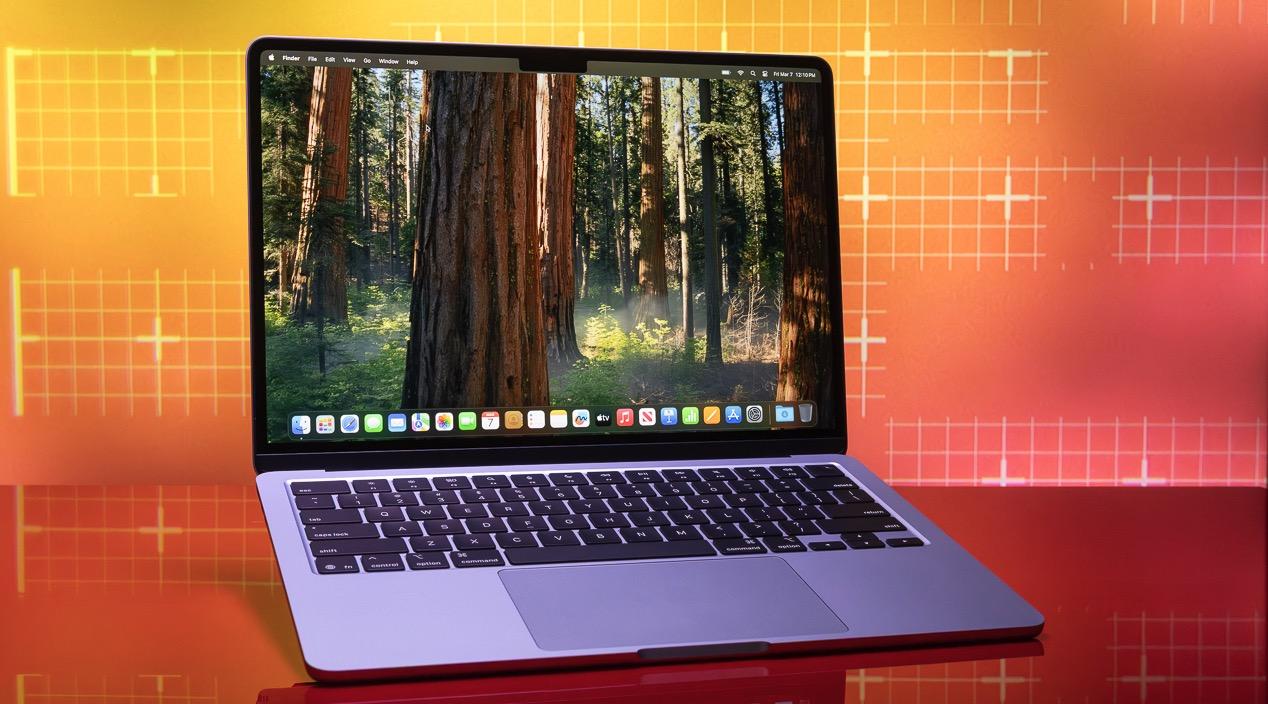 Sức mạnh A-series: Liệu "iPhone Inside" có đủ để giúp MacBook chạy mượt trong công việc hàng ngày?- Ảnh 2.