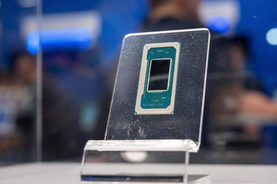 Intel “chốt lịch” ra mắt Nova Lake năm 2026: tối đa 52 nhân, GPU Xe3 và socket mới- Ảnh 1.