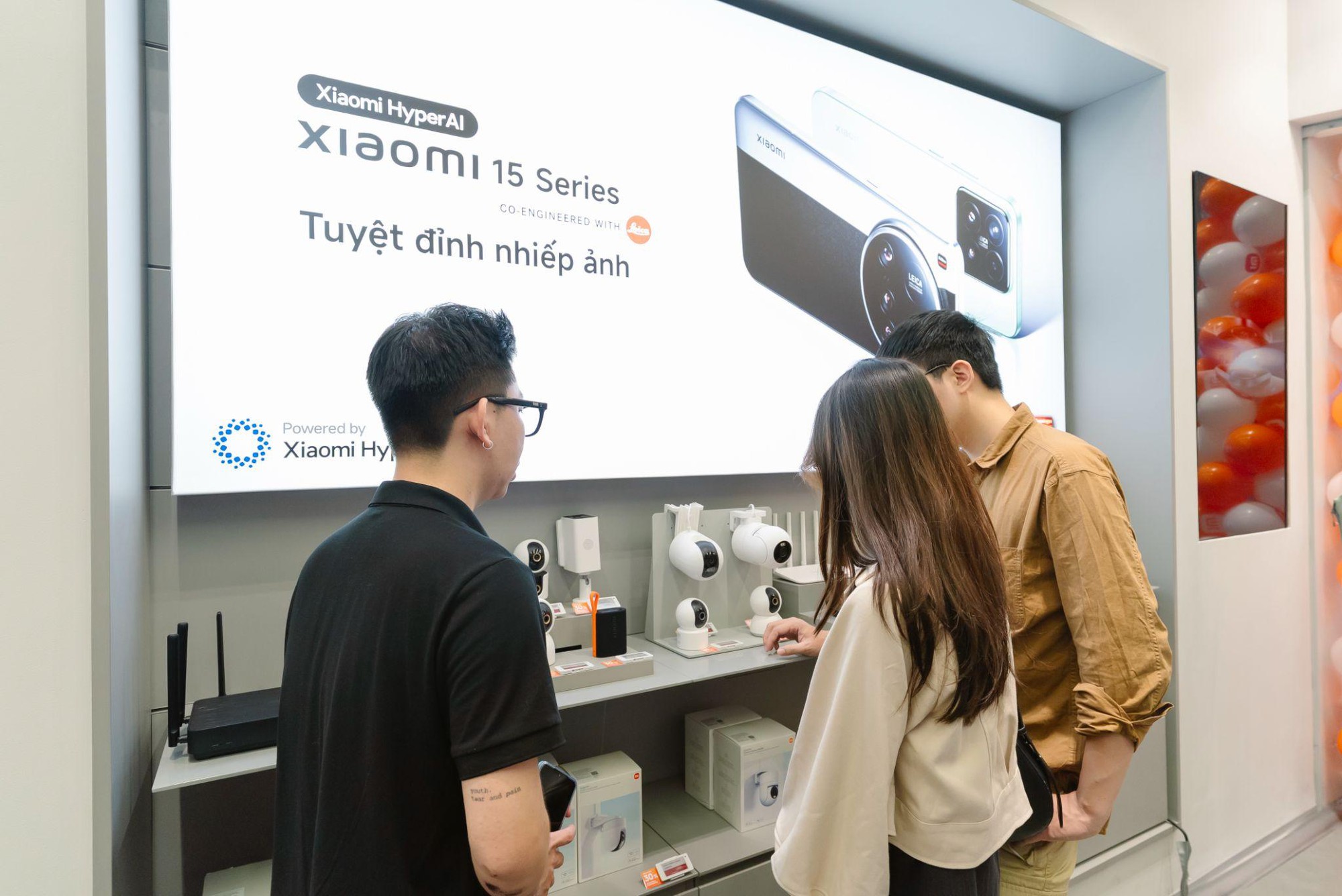 Đẳng cấp trải nghiệm hệ sinh thái công nghệ của Xiaomi Store- Ảnh 3.