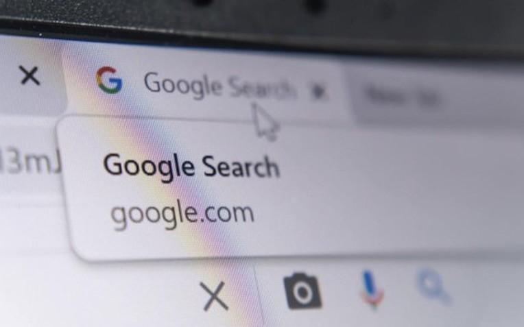 Google bất ngờ cho phép ẩn kết quả tìm kiếm được tài trợ, nhưng “có điều kiện”- Ảnh 1. Google bất ngờ cho phép ẩn kết quả tìm kiếm được tài trợ, nhưng “có điều kiện”- Ảnh 1.