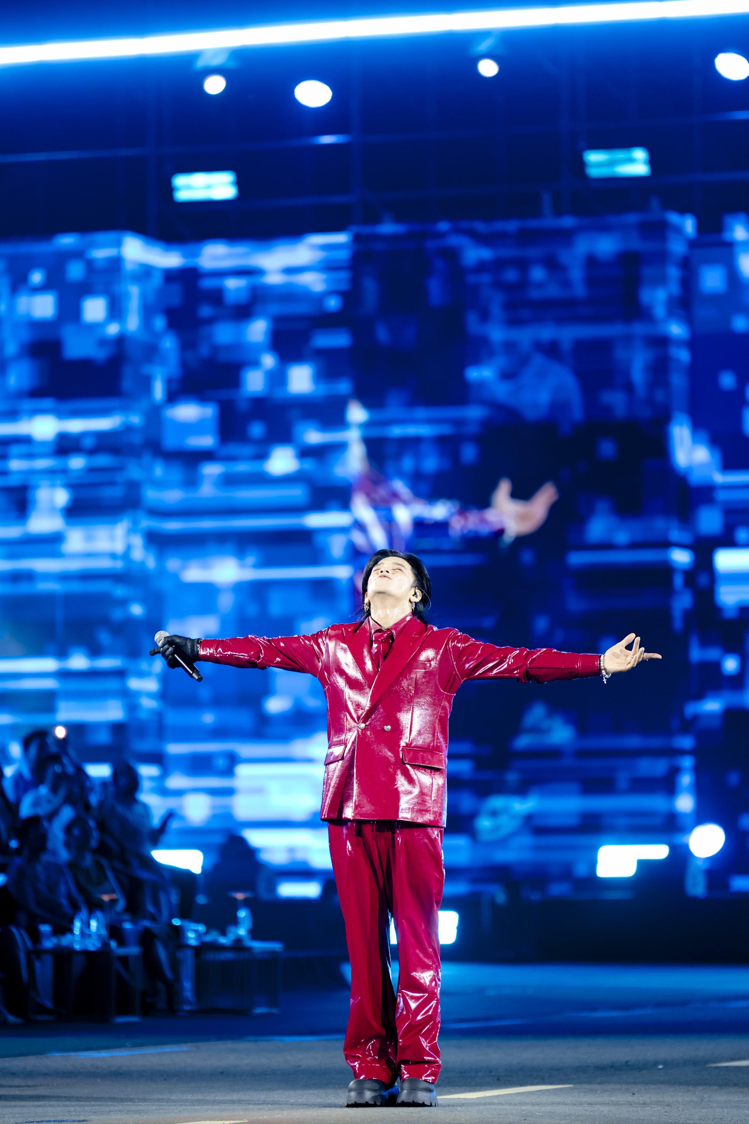 Những khoảnh khắc ấn tượng tại lễ trao giải Better Choice Awards 2025: Bữa tiệc thị giác đầy màu sắc của nghệ thuật và công nghệ- Ảnh 30. Những khoảnh khắc ấn tượng tại lễ trao giải Better Choice Awards 2025: Bữa tiệc thị giác đầy màu sắc của nghệ thuật và công nghệ- Ảnh 30.