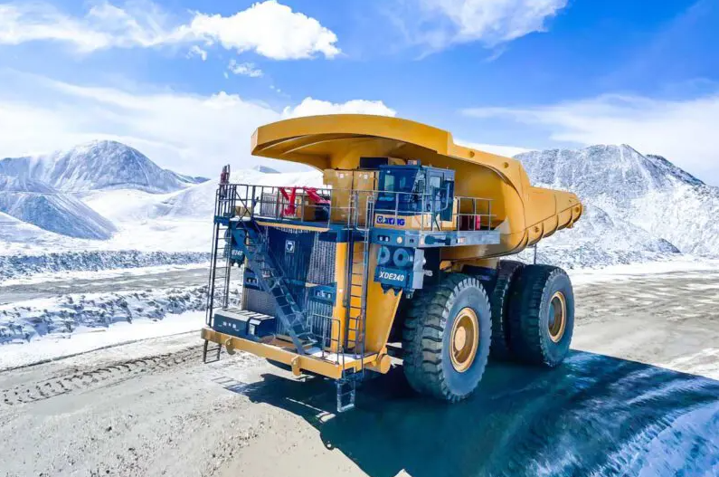 Cỗ xe với pin siêu khủng giúp “xanh hóa” công nghiệp khai khoáng - Ảnh 1.