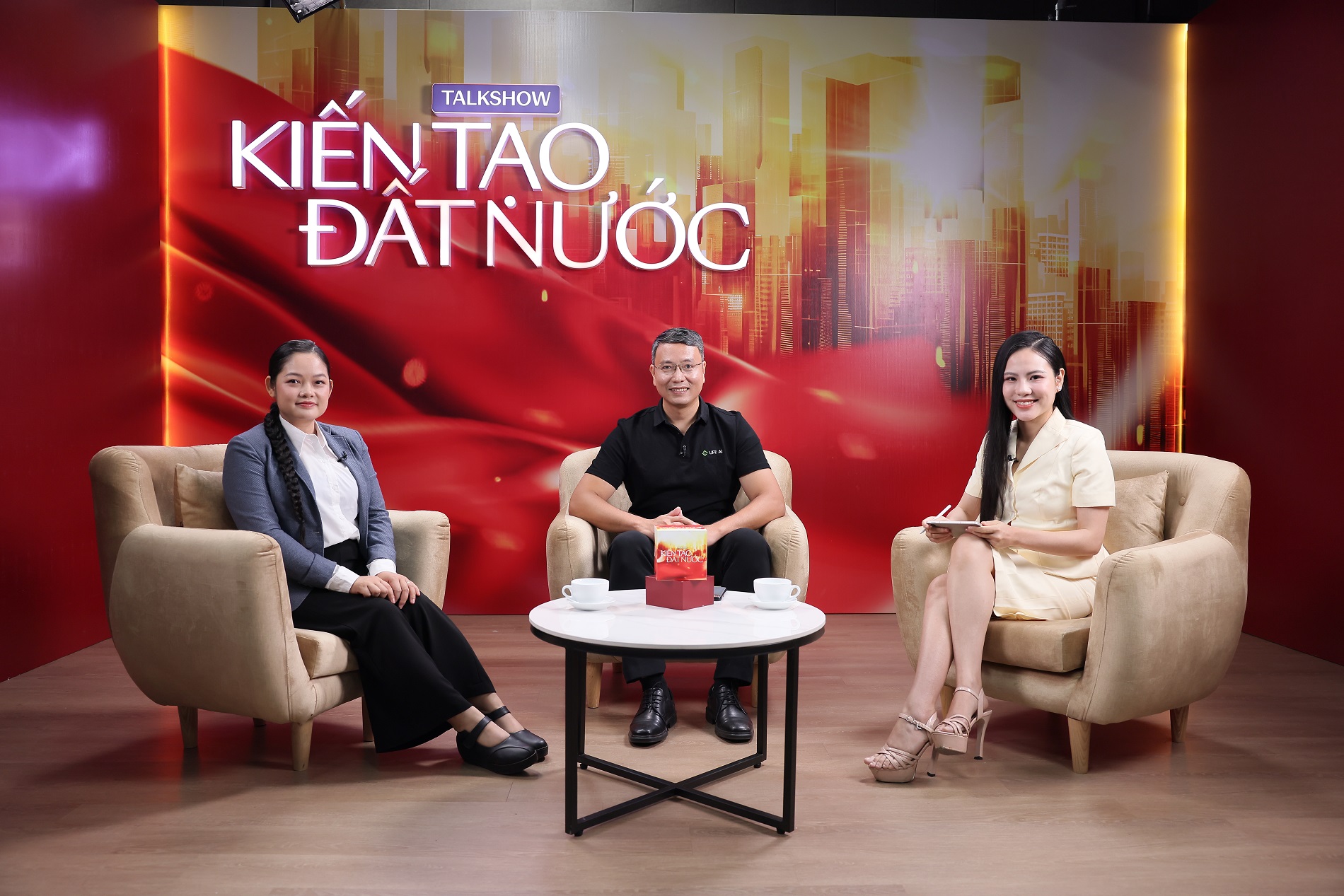 Hai vợ chồng Tiến sĩ Việt Nam quyết tâm rời đất Mỹ, hồi hương vì hai chữ "cống hiến"- Ảnh 4. Hai vợ chồng Tiến sĩ Việt Nam quyết tâm rời đất Mỹ, hồi hương vì hai chữ "cống hiến"- Ảnh 4.