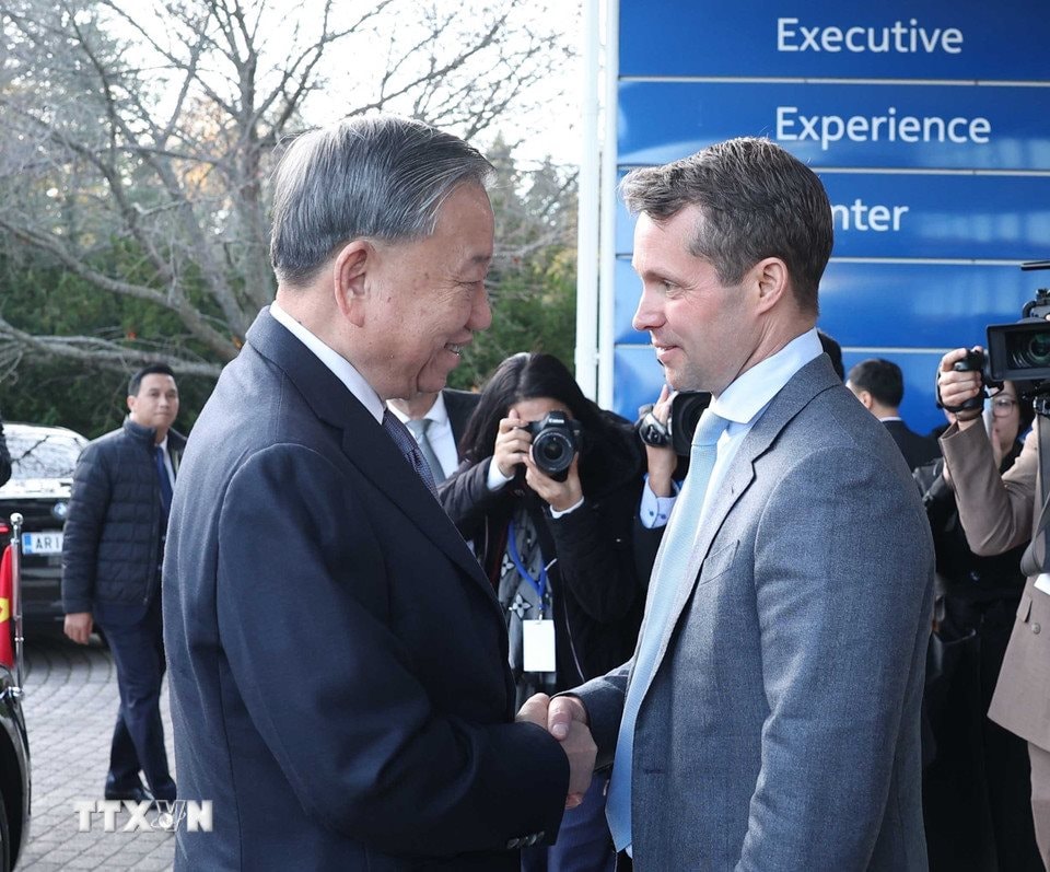 Nokia "thắng kép" tại Việt Nam: Vừa ký hợp đồng hạ tầng mới với VNPT, vừa vận hành cứ điểm sản xuất AirScale toàn cầu- Ảnh 1.