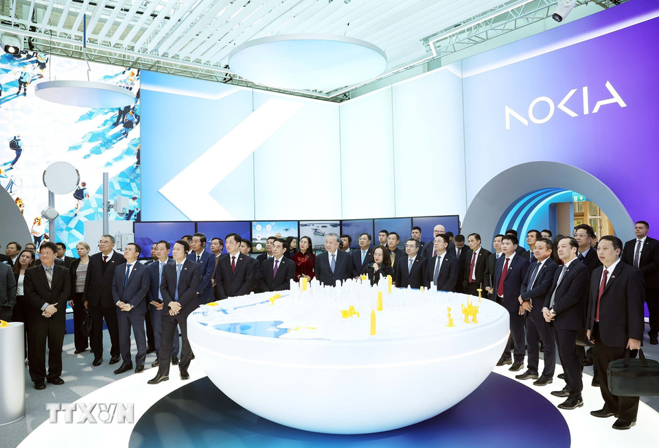 Nokia "thắng kép" tại Việt Nam: Vừa ký hợp đồng hạ tầng mới với VNPT, vừa vận hành cứ điểm sản xuất AirScale toàn cầu- Ảnh 3.