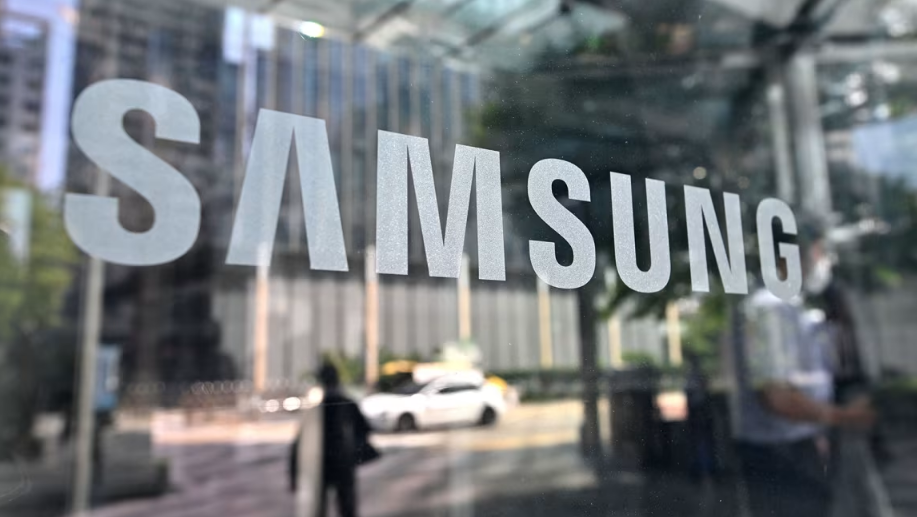 goi-dau-tu-khong-lo-cua-samsung-duoc-dua-ra-sau-khi-chinh-phu-han-quoc-cam-ket-tang-gap-3-lan-chi-tieu-cho-ai-vao-nam-2026-getty-17633666221901535282134 Có gì trong kế hoạch 310 tỷ USD của gã khổng lồ Samsung? - Ảnh 1.