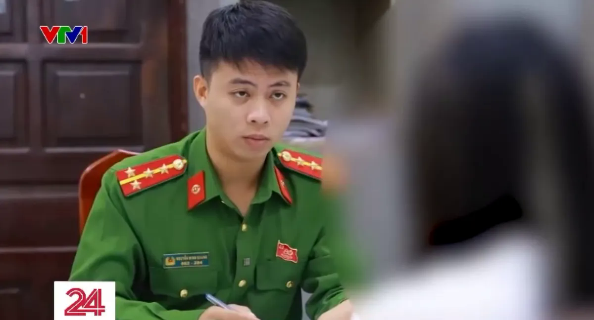 Trở thành con nợ vì nghe lời "bạn gái" trên app hẹn hò- Ảnh 1. Trở thành con nợ vì nghe lời "bạn gái" trên app hẹn hò- Ảnh 1.