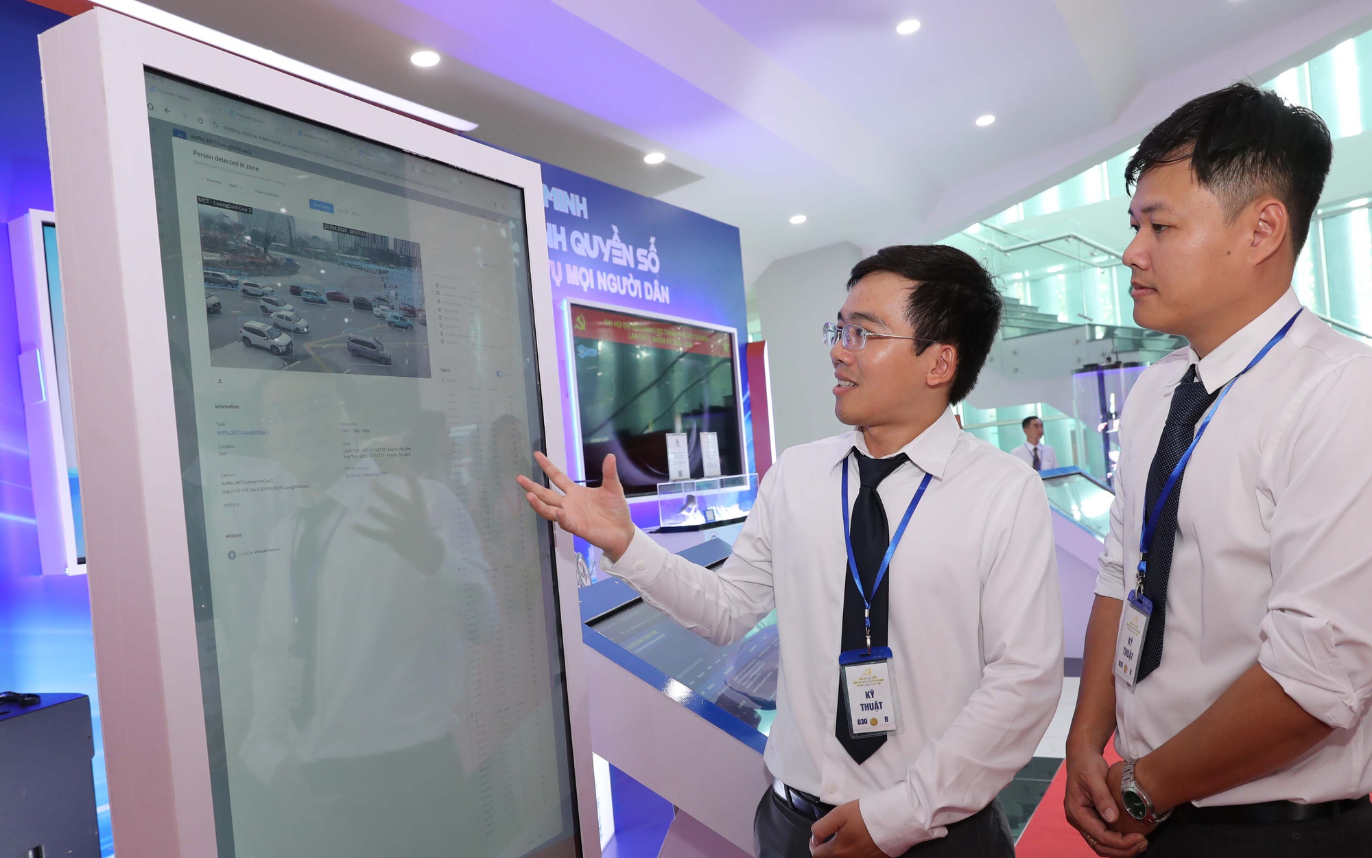 Vì sao đầu tư công nghệ tiền tỉ nhưng đô thị thông minh vẫn bất lực trước kẹt xe? - Ảnh 3.