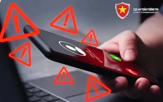 Bị công an “dỏm” thao túng tâm lý, nam thanh niên mang gần 30 cây vàng đi bán - Ảnh 1.