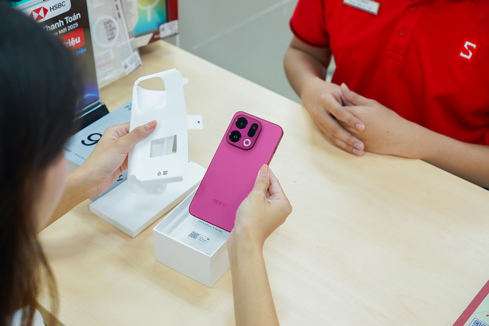 CellphoneS chính thức mở bán OPPO Find X9 series, ưu đãi bộ quà tặng đến 10 triệu - Ảnh 2. CellphoneS chính thức mở bán OPPO Find X9 series, ưu đãi bộ quà tặng đến 10 triệu - Ảnh 2.