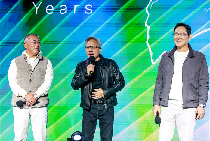 photo-1761877881292-17618778821161658951812 Jensen Huang ăn tối 'gà bia' cùng lãnh đạo Samsung và Hyundai - Ảnh 6.