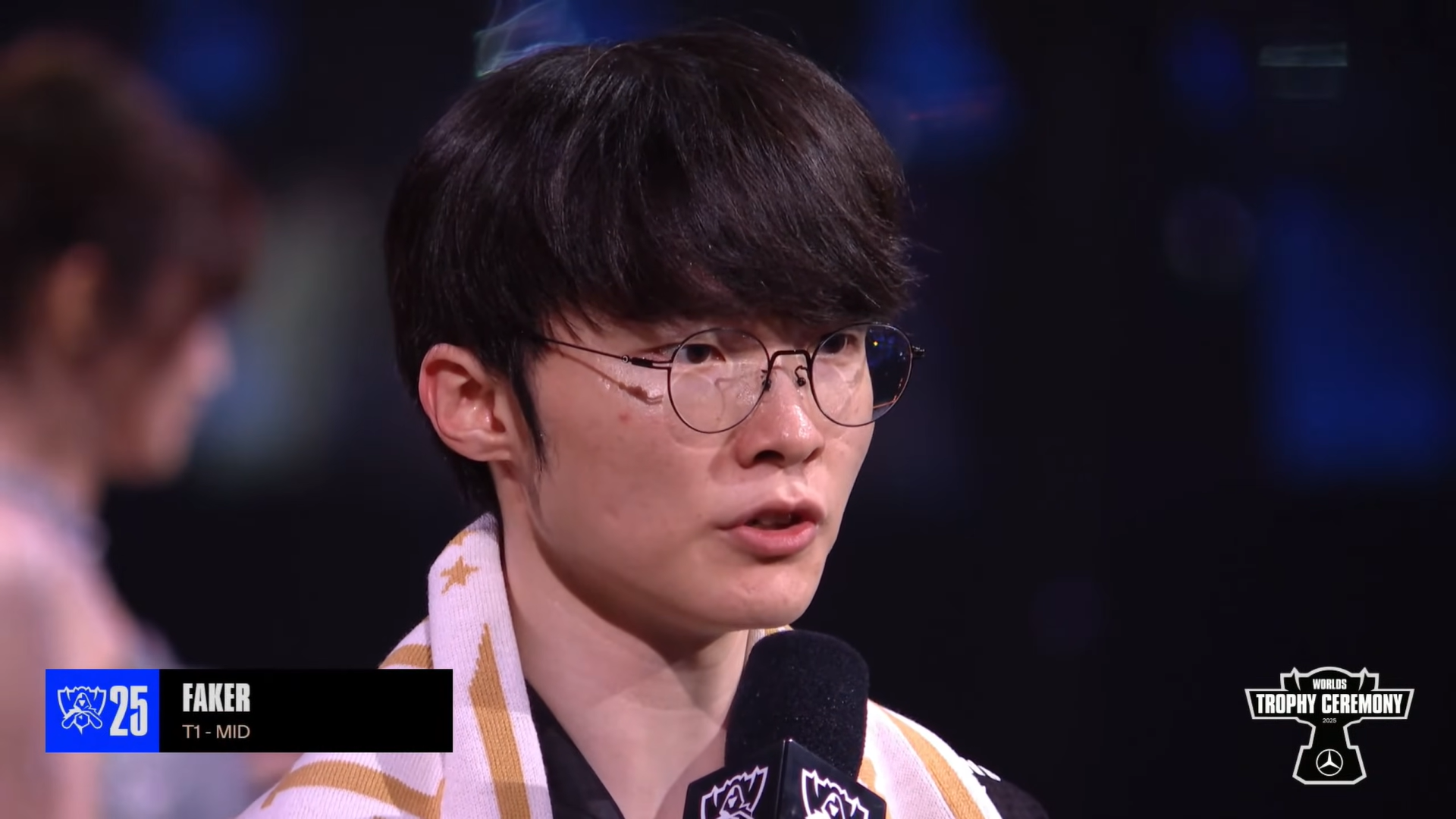 screenshot-130-1762715651886218041803 Faker cùng T1 lập cú hat-trick lịch sử tại CKTG 2025 - Ảnh 3.