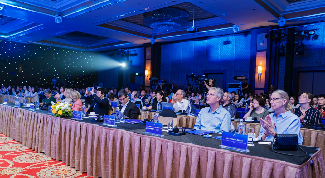 anh-chup-man-hinh-2025-12-03-luc-142035-17647464531921786573843 AI mở những ra cơ hội chưa từng có trong chẩn đoán và điều trị bệnh - Ảnh 2.