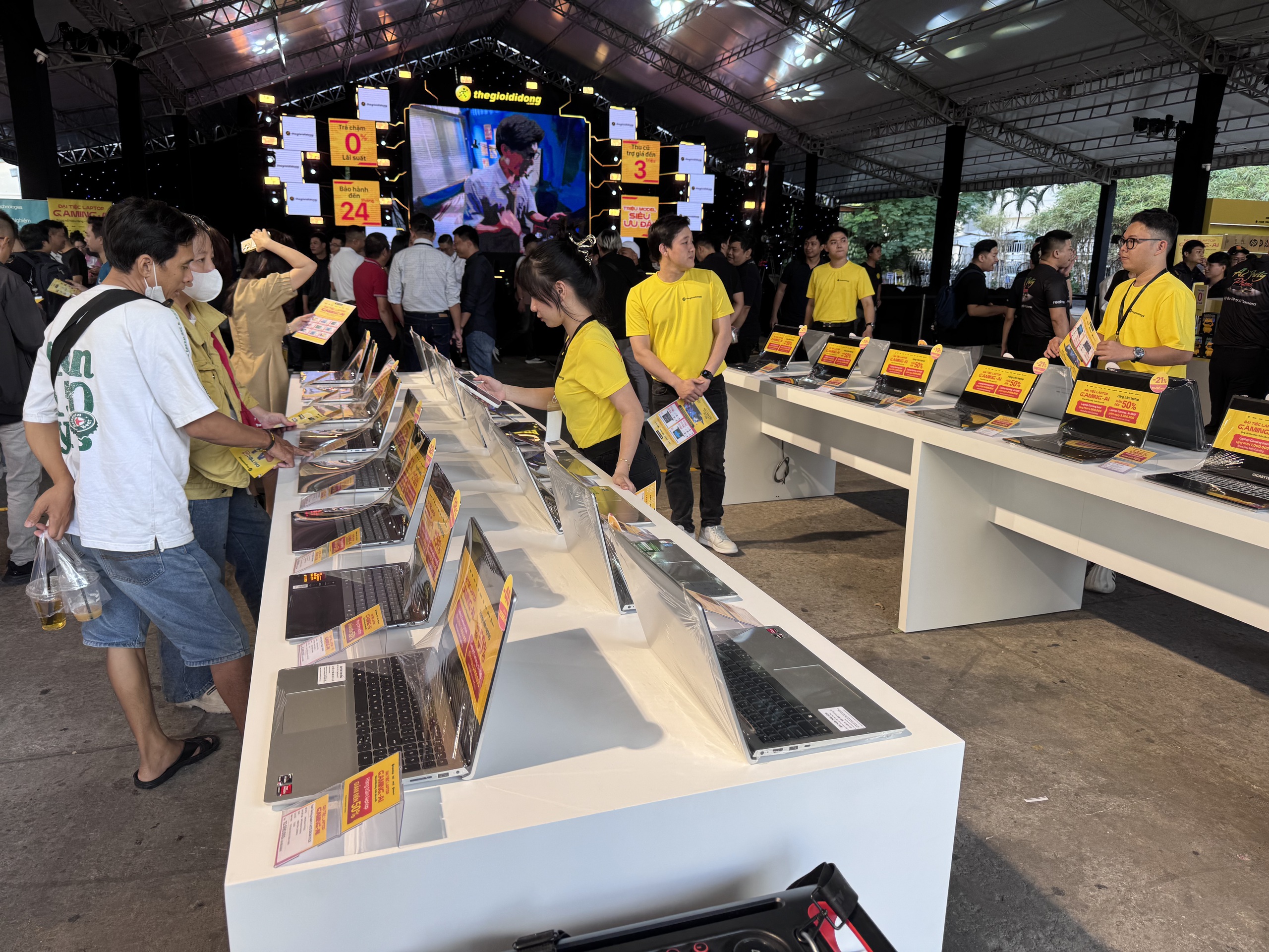 - Ảnh 3. - Ảnh 3.