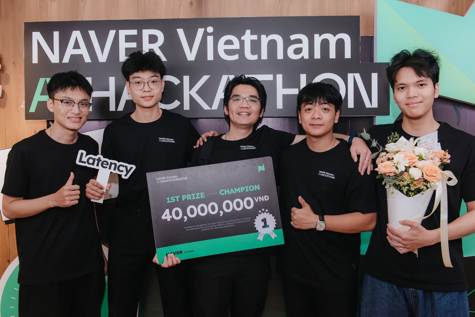 NAVER VIETNAM AI Hackathon 2025: Giải pháp định hướng nội dung số cho trẻ em lên ngôi, mở đường cho thế hệ kỹ sư trẻ Việt bước vào dự án toàn cầu- Ảnh 2. NAVER VIETNAM AI Hackathon 2025: Giải pháp định hướng nội dung số cho trẻ em lên ngôi, mở đường cho thế hệ kỹ sư trẻ Việt bước vào dự án toàn cầu- Ảnh 2.
