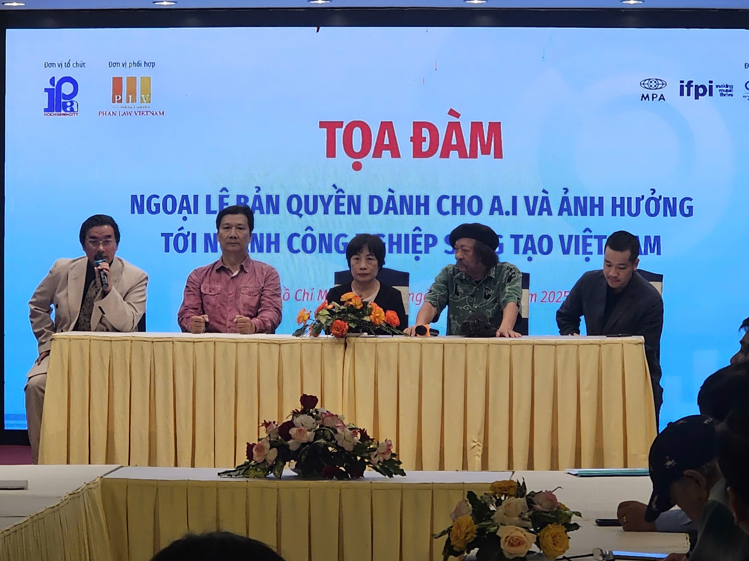 - Ảnh 2. - Ảnh 2.