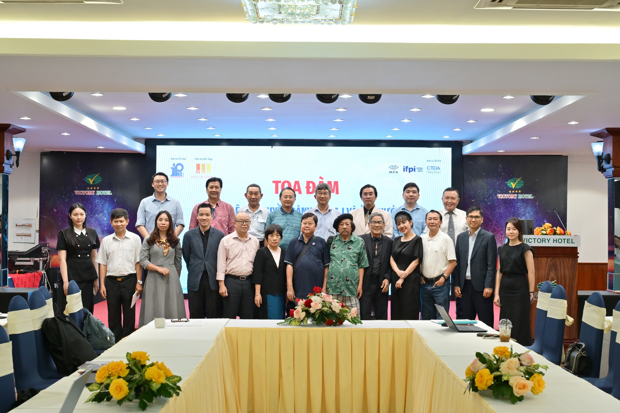 AI, dữ liệu và quyền tác giả: Tranh luận xoay quanh việc dùng tác phẩm sáng tạo để huấn luyện mô hình AI- Ảnh 5. AI, dữ liệu và quyền tác giả: Tranh luận xoay quanh việc dùng tác phẩm sáng tạo để huấn luyện mô hình AI- Ảnh 5.