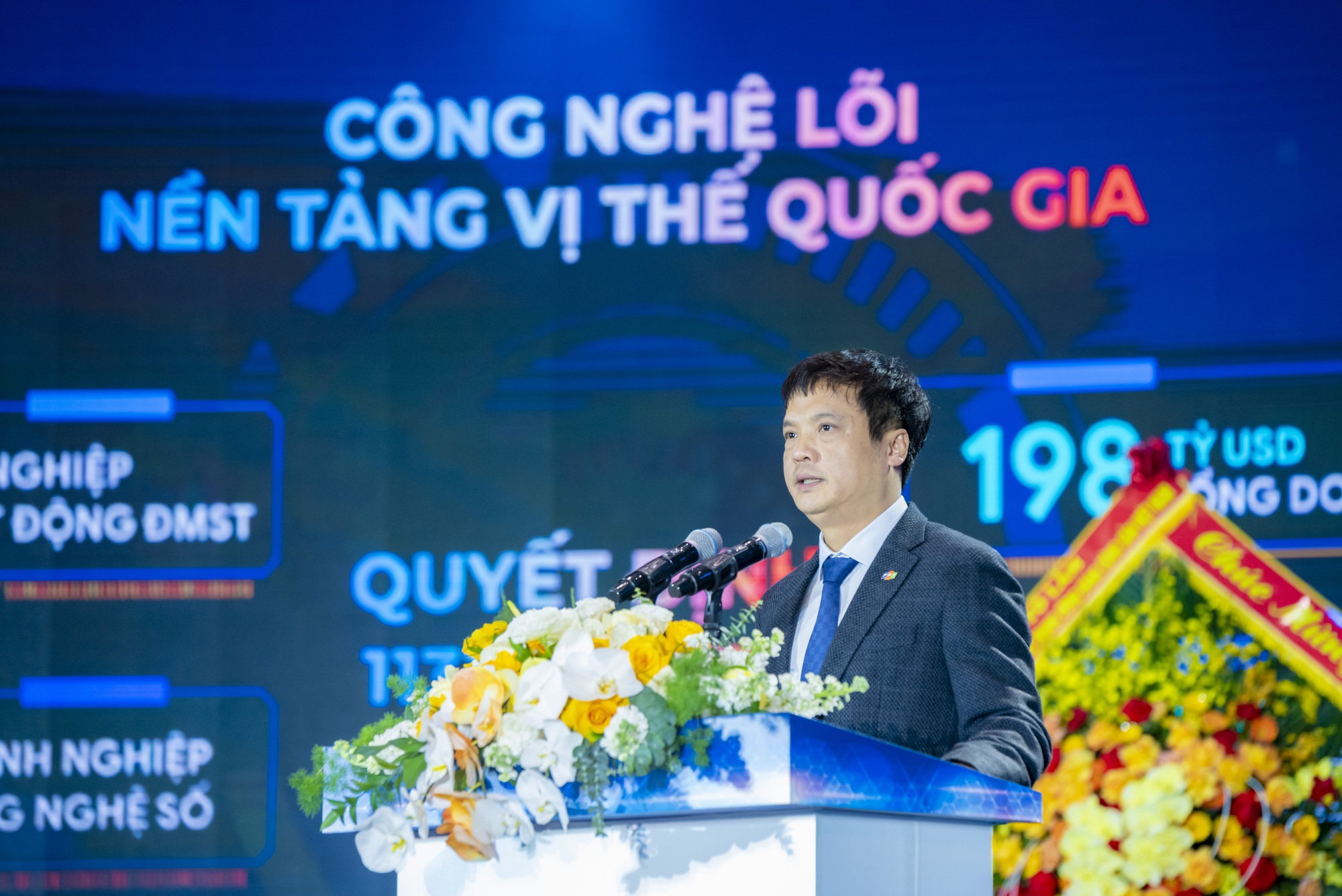 Tổng giám đốc FPT: Làm chủ công nghệ lõi để phụng sự quốc gia và vươn ra toàn cầu- Ảnh 1.